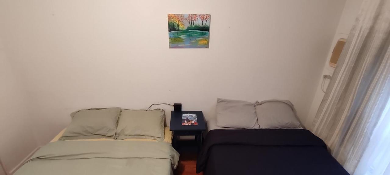 Spacious Room For 4 People In Williamsburg ! นิวยอร์ก ภายนอก รูปภาพ