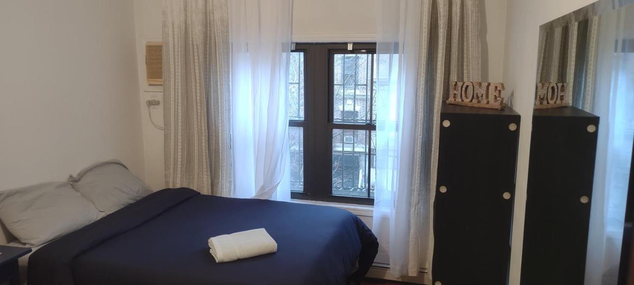 Spacious Room For 4 People In Williamsburg ! นิวยอร์ก ภายนอก รูปภาพ
